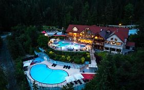 Halcyon Hot Springs Resort